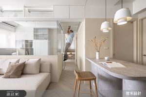 這個家美到天天都超想回家！窗邊吧台X超高機能書房打造侘寂風美宅_視覺圖