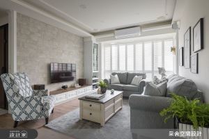 明亮純白洗去中古屋痕跡！迷人美式風登場，用花磚、水晶燈渲染浪漫氣息_視覺圖