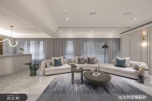 低調奢華的白派豪宅，流暢的開放式空間、多功能室實現多樣化的居住體驗_視覺圖