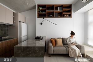 13 坪竟有超大中島和獨立更衣間！超乎想像的簡約風小宅，收納和質感一次擁有！_視覺圖