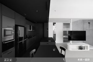 以色塊取代輕隔間！黑與白創造無界廳區，從天花到櫃體的弧形設計讓透天別墅自由度大升級_視覺圖