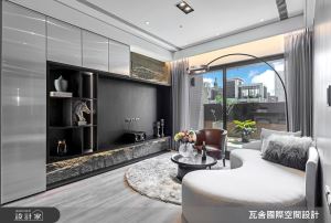 沐浴在現代風格居所！揉合原始自然與俐落現代材質，體現人文居所的接待中心_視覺圖