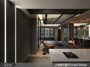 垂直線條淬鍊都會感的品味居所，描繪富有層次細節的現代豪邸_視覺圖