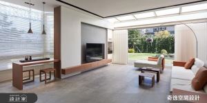 中古透天變身台版日落豪宅! 簡約清水模、頂級視聽室、綠意品茗區、居家景觀電梯，展現三代同堂的新演繹_視覺圖