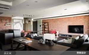 栗色芒草原給人沉澱過的溫暖，成就開放的現代風藝術感住宅_視覺圖