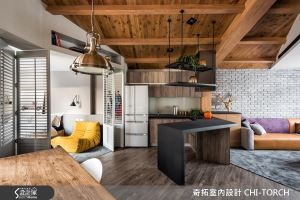 斜線設計翻玩老屋格局！Loft風格設計入住頂樓住宅，還自帶度假陽台_視覺圖