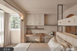 10坪套房洋溢微甜氛圍，奶茶色X弧形設計讓老屋像AESOP般，擁有質感寢臥、精品展示、療癒臥榻及浴室_視覺圖