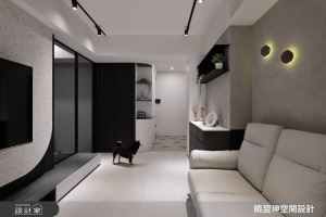 柴犬在玄關對我搖尾巴！超時尚的黑白配小宅，用水磨石、灰玻門讓質感加倍_視覺圖