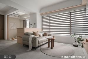這間現代宅竟然只有12.5坪？彈性拉門打開寬敞視野，大理石紋電視牆還有滿滿收納_視覺圖