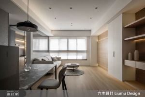 清新木質讓住宅自然芬芳！36 坪中古屋翻新計畫，擁抱中島吧台＆玻璃書房兩房兩廳舒適格局_視覺圖