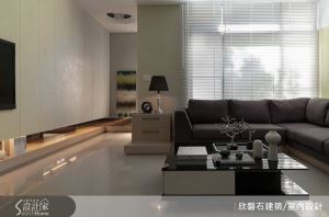 用深色家具為客廳換季X6_視覺圖