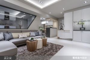 【2020 空間王者】純白鄉村風點亮男子宿舍！玻璃隔間、文化石電視牆拼湊家的藍圖_視覺圖