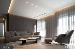 【TV】掌握「形、色、質」關鍵要素 交織現代沈穩的灰階調居宅_視覺圖