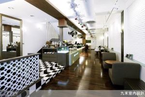 從灰暗到明亮，美式餐廳變身輕食小館！_視覺圖