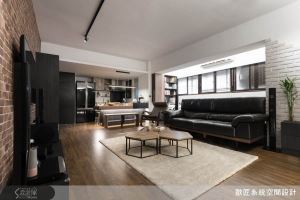 顛覆系統家具的黑白印象！暖心Loft混搭藝術感，打造三代同樂宅邸_視覺圖