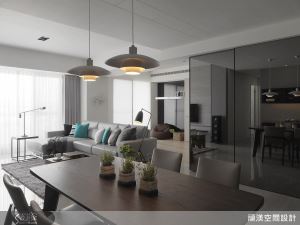 療癒灰調中，看見一抹幸福藍_視覺圖