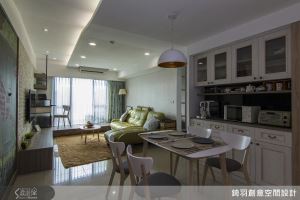 系統櫃添加手工溫度 陽光下在家樂活辦公_視覺圖