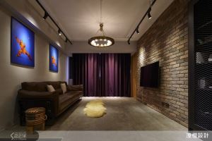 【TV】黑色幽默工業風 敞開家門即吸睛_視覺圖