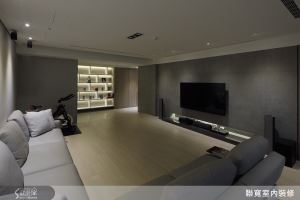 用灰色與白色，展現主人的極簡優雅_視覺圖