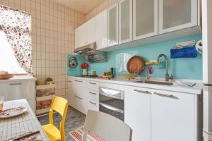 【TV】「老屋改造大募集」磚砌老灶腳變身現代簡約風，三代團聚美味食堂_視覺圖