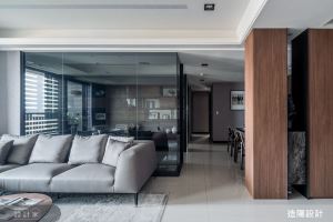 以對比之和諧，鋪敘寬和舒適的人文宅_視覺圖