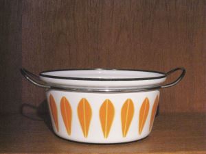 廚房裡必備的琺瑯鍋_視覺圖