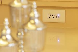 【TV】不東翻西找 USB 插座 迎接簡單高雅的生活_視覺圖