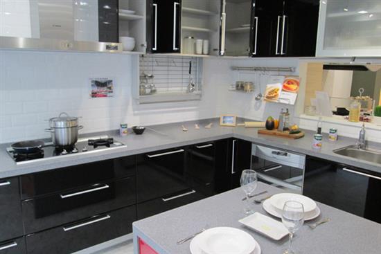 一太e衛廚itai-一太日本原裝鋼烤黑色L型+紅色中島廚具-毅太總代理 Housetec日本原裝鋼烤黑色L型+紅色中島廚具,一太e衛廚itai,