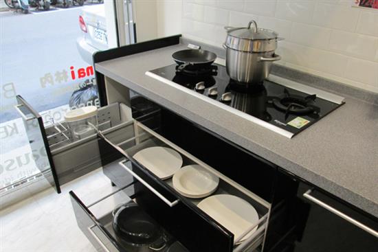 一太e衛廚itai-一太日本原裝鋼烤黑色L型+紅色中島廚具-毅太總代理 Housetec日本原裝鋼烤黑色L型+紅色中島廚具,一太e衛廚itai,