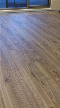 Robina 羅賓地板-SG-O18RC 蒙大拿州橡木-SG-O18RC 蒙大拿州橡木,Robina 羅賓地板,超耐磨木地板