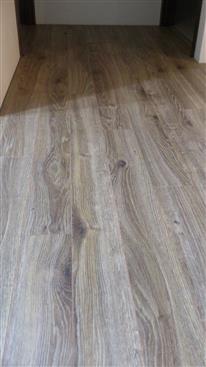 Robina 羅賓地板-SG-O18RC 蒙大拿州橡木-SG-O18RC 蒙大拿州橡木,Robina 羅賓地板,超耐磨木地板