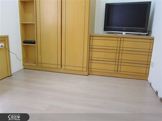 Robina 羅賓地板-DE-O110RC 白橡木-DE-O110RC 白橡木,Robina 羅賓地板,超耐磨木地板