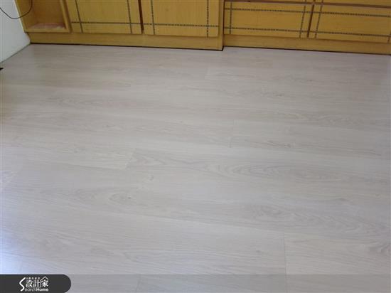 Robina 羅賓地板-DE-O110RC 白橡木-DE-O110RC 白橡木,Robina 羅賓地板,超耐磨木地板