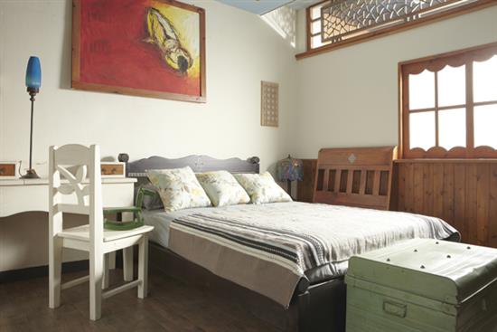 【原木工坊 x 客製 原木床組】-床組‧枕被