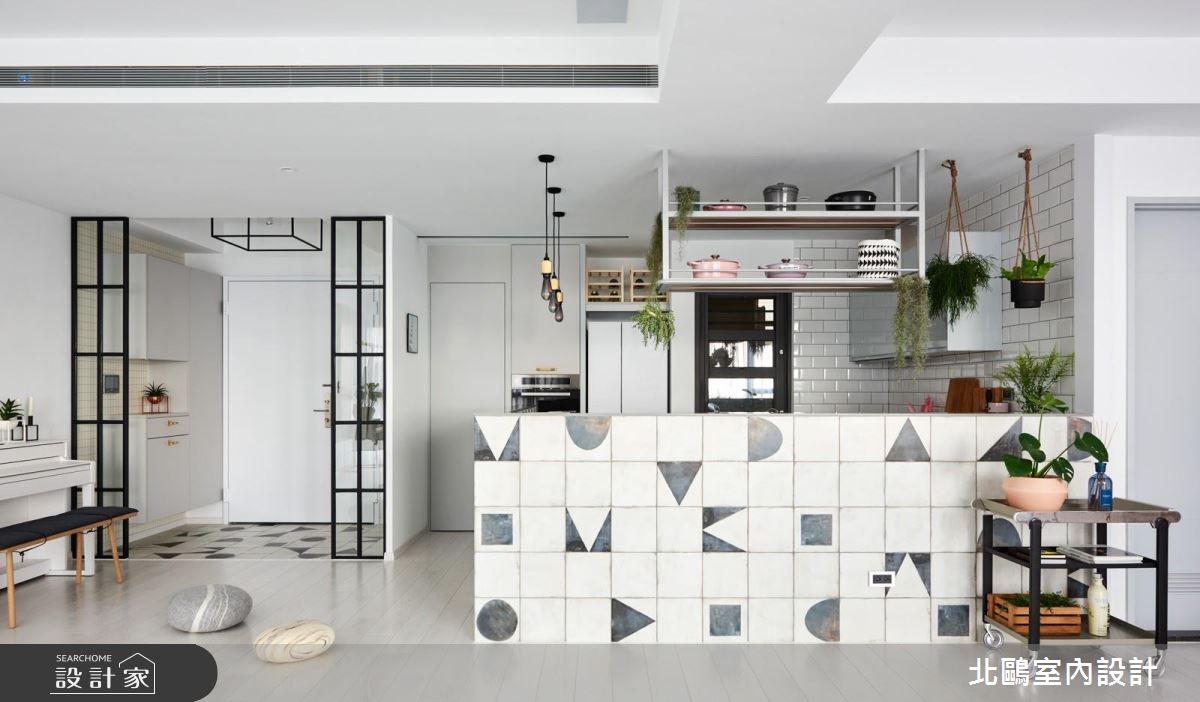 淨、透、亮！走進唯美玄關，開始我們仨的北歐旅程